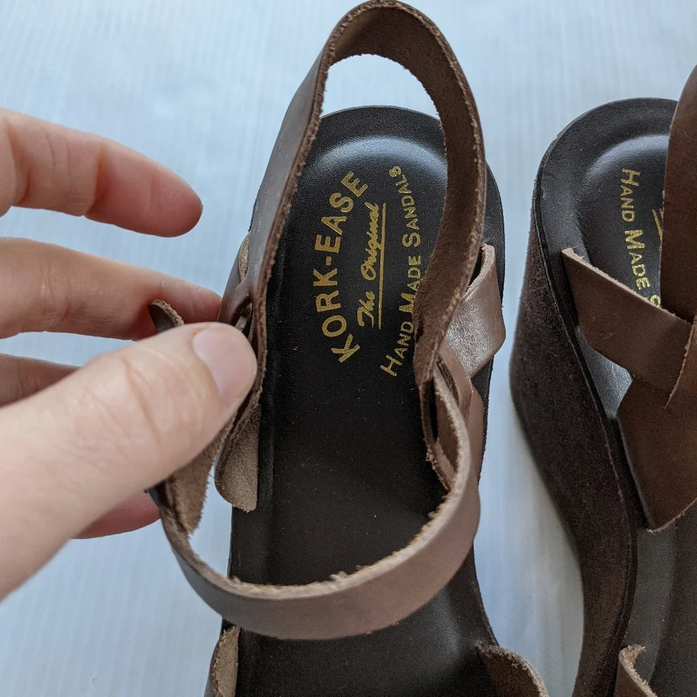KORK EASE Bette Strappy Brown Suede Chunky Platform Wedge Sandals size 9